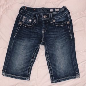 miss me jean shorts size 25 (only worn once!)